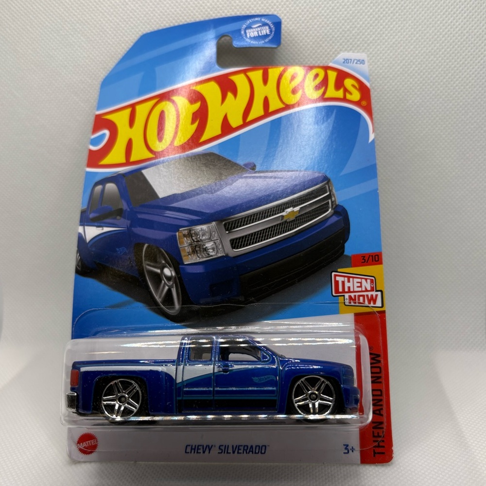 2024 Hot Wheels Chevy Silverado